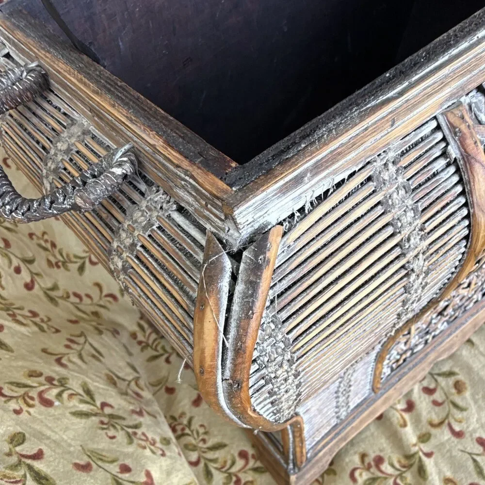 Vintage Style Wooden Rattan & Wicker Decorative Storage Chest– Boho,Swivel Latch
